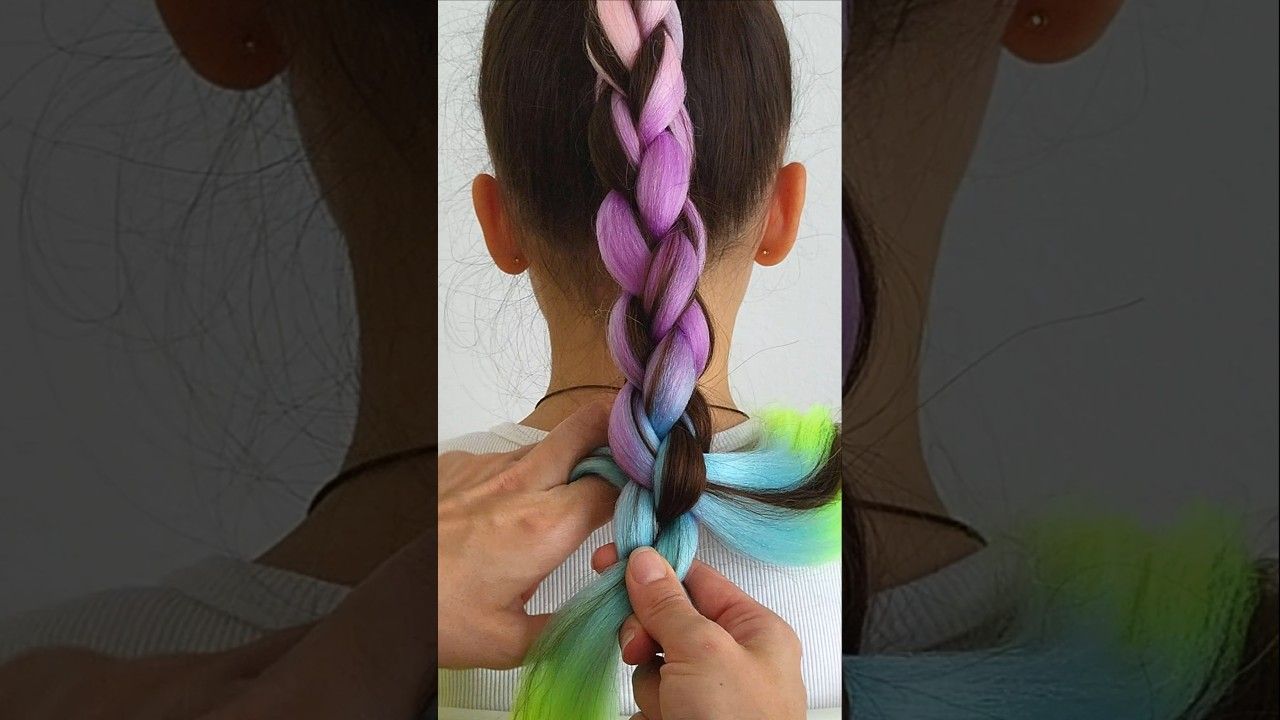 Chain Braids: Linked Braid Texture With a Bold, Dimensional Pattern