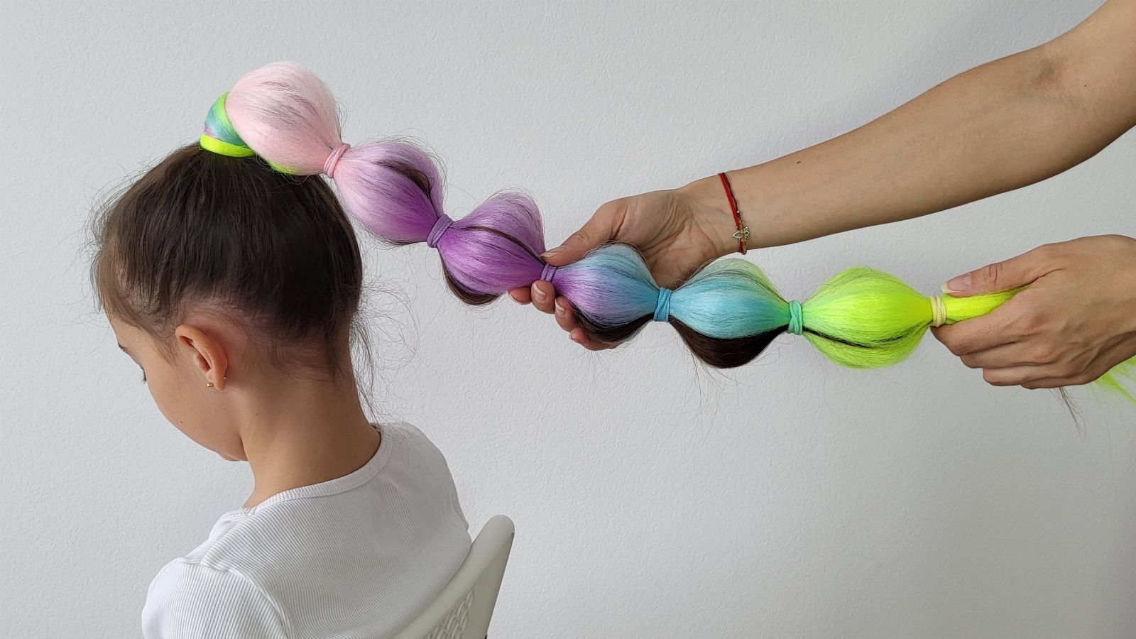 Bubble Braid with Braiding Hair — close-up