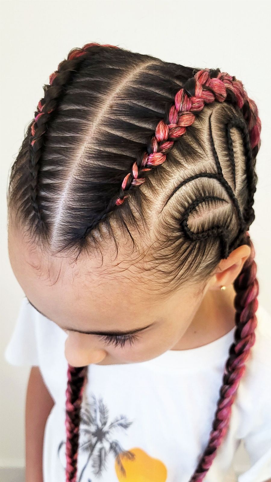 Side Butterfly Braid Design — detail