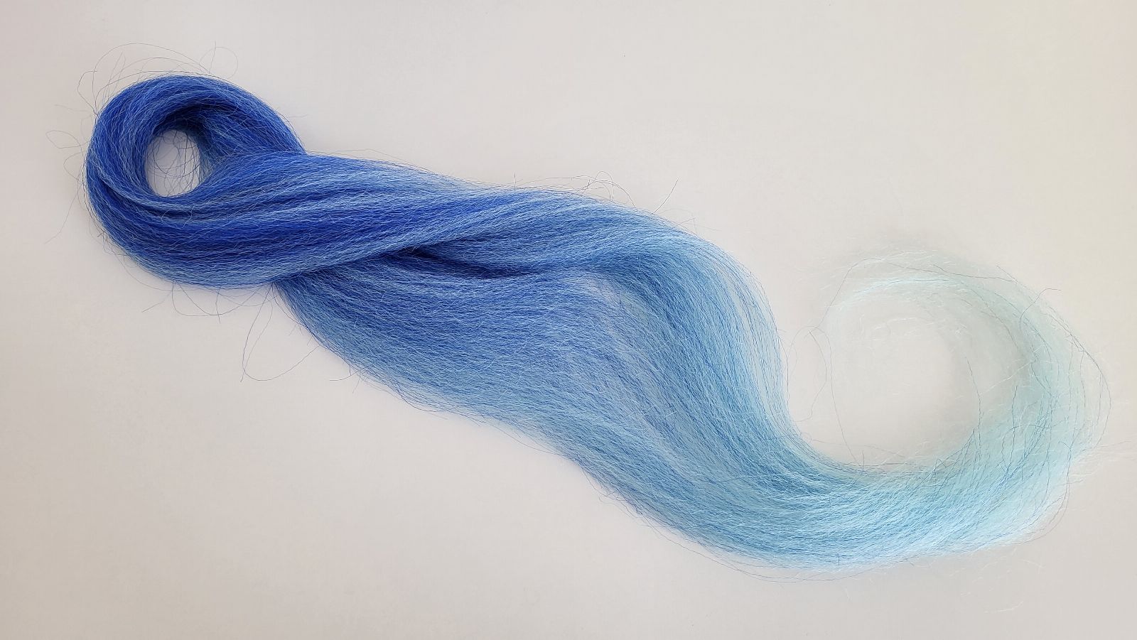 Custom Blends: How to Hand-Mix Braiding Hair for Ombré and Highlights